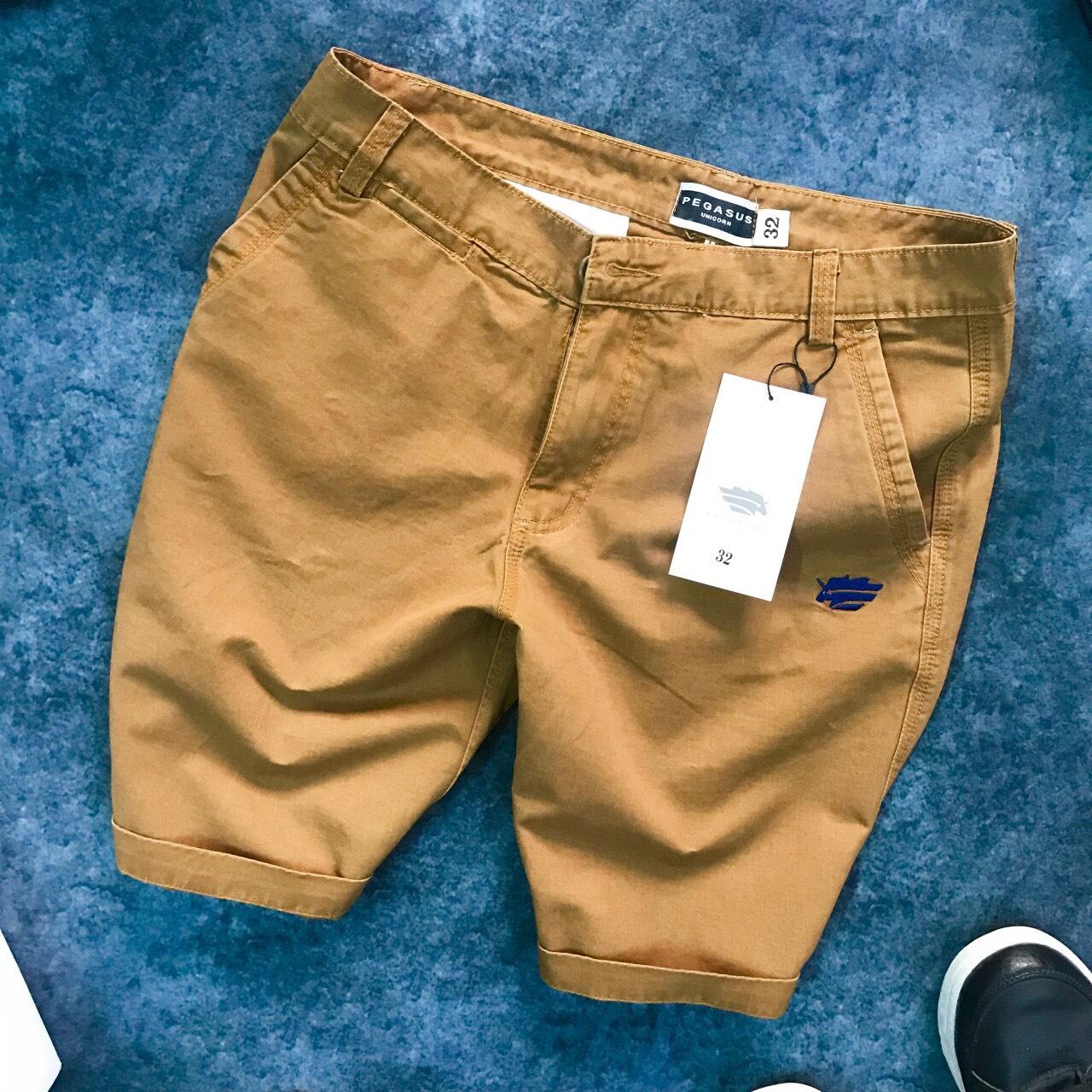 Nơi sỉ quần short nam kaki thêu logo trước túi
