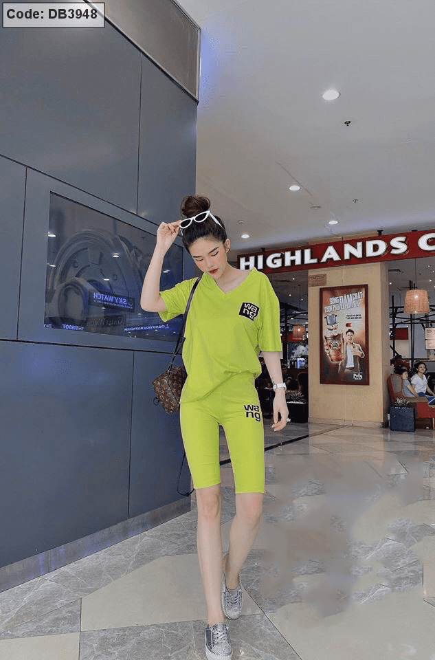 Chợ sỉ set bộ áo cổ tim quần lững chữ thêu logo
