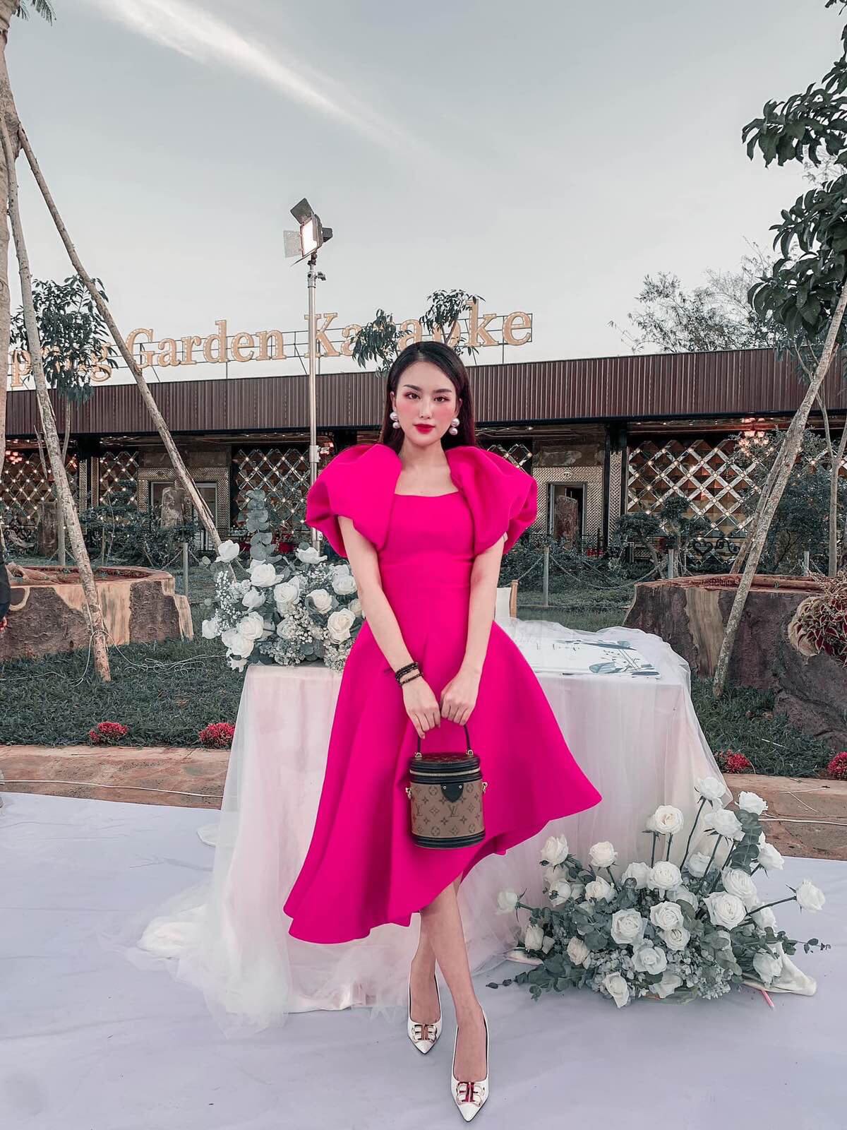 váy hồng tiểu thư Y123 - Váy Fashion