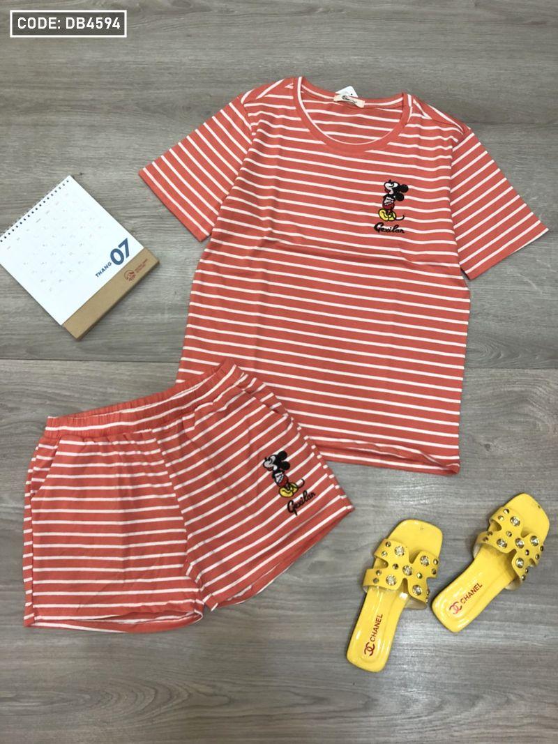 Chuyên bỏ sỉ đồ bộ nữ quần đùi sọc thêu chữ Mickey