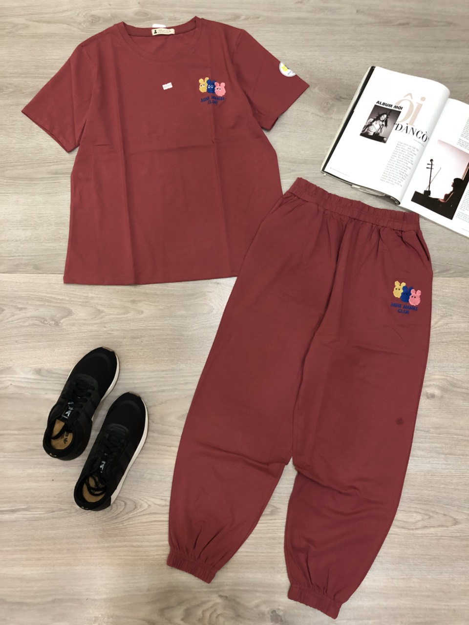 Đồ bộ nữ áo tay ngắn quần Jogger