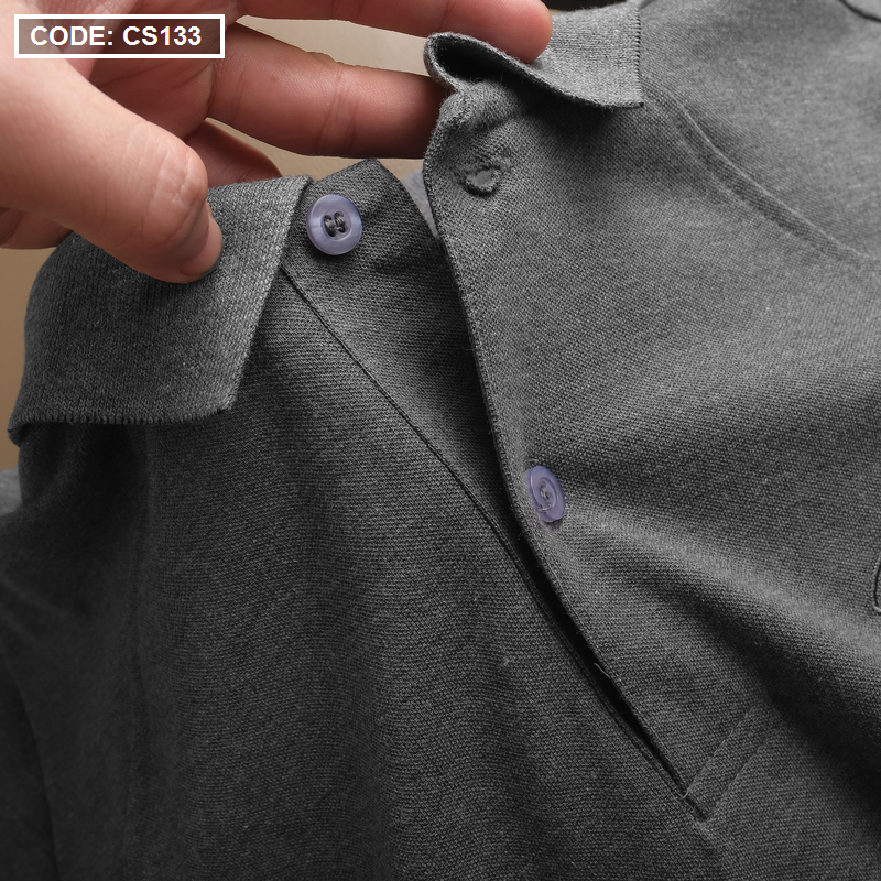 14193-z3544912354248-c23be308abb91744b36ef28902da9a36-10.png Áo Thun Nam Cổ Bẻ Thêu Chữ Cao Cấp - CS133