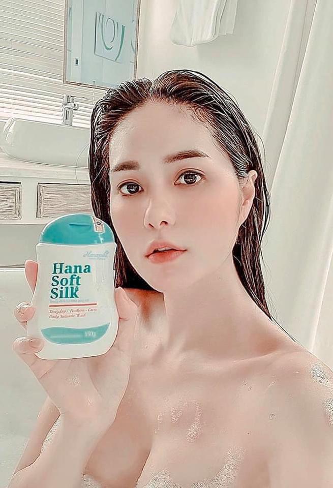 Dung dịch vệ sinh Hana Soft Silk chính hãng