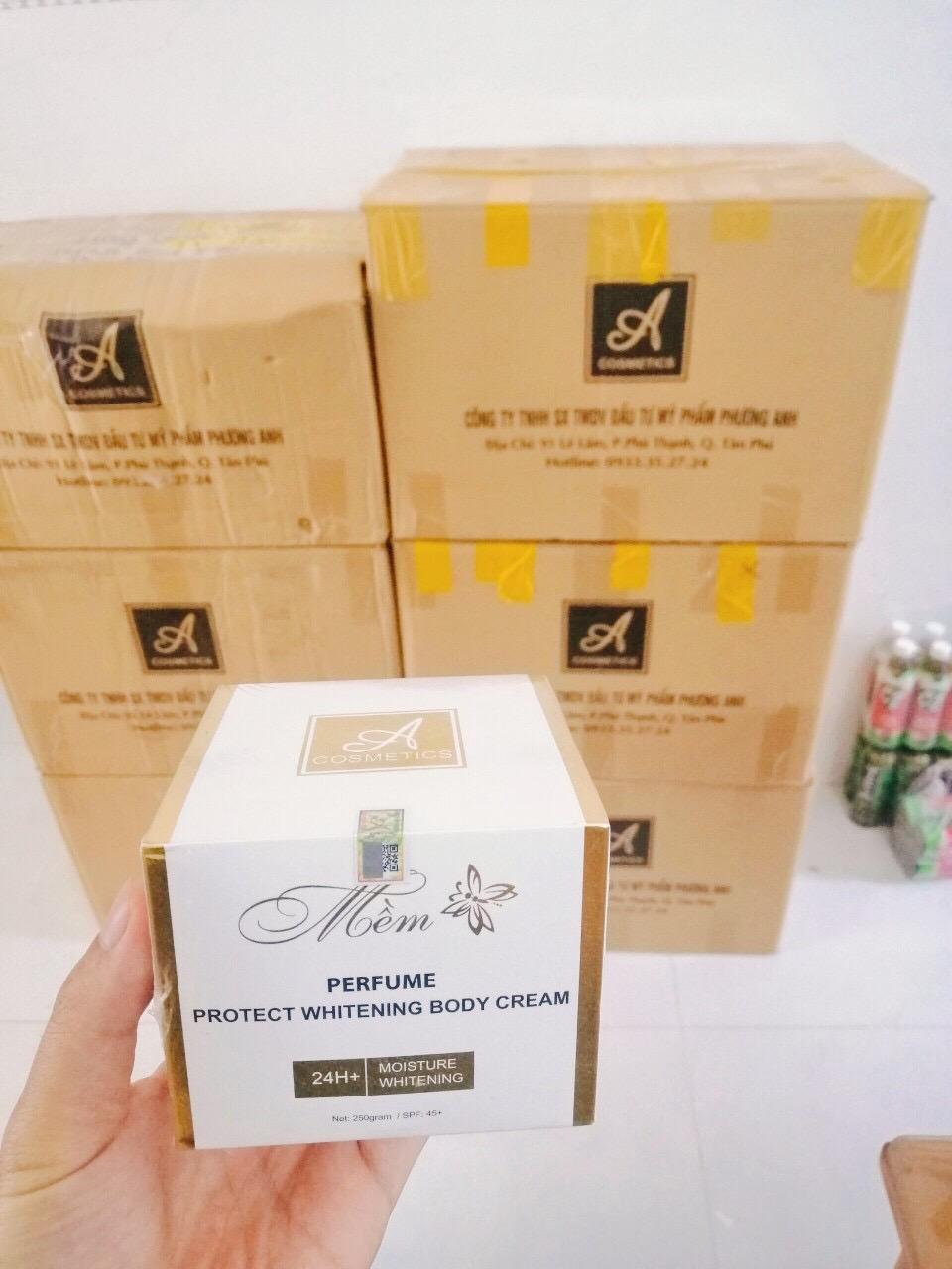 Kem body mềm nước hoa A Cosmetics chính hãng