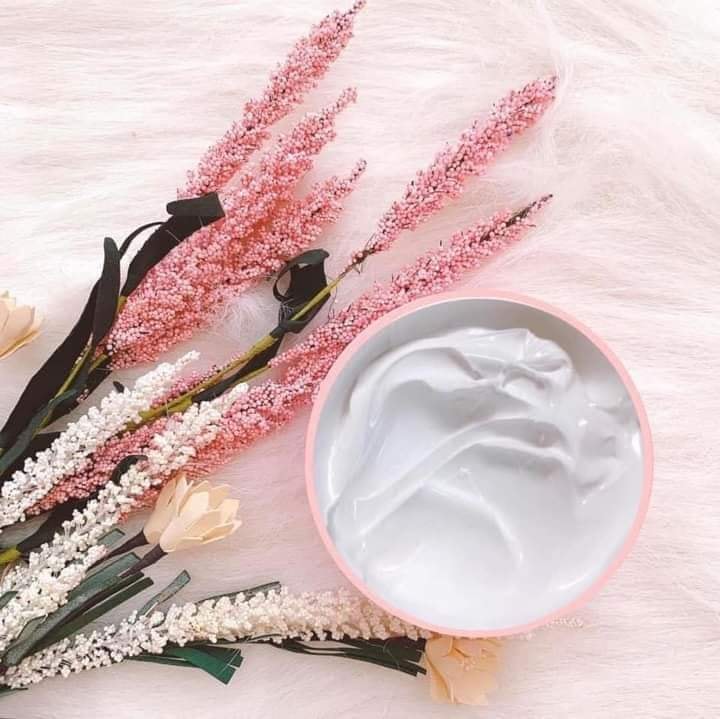 KEM BODY PHẤN BÀ LÃO