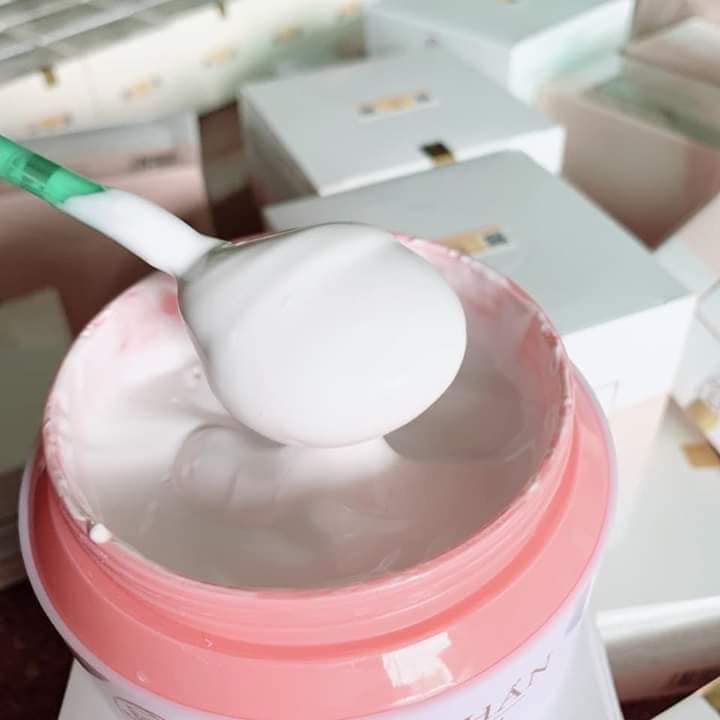 KEM BODY PHẤN BÀ LÃO