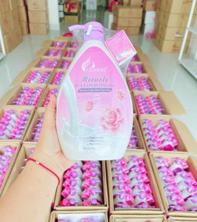 HÀNG CHÍNH HÃNG- Sữa Tắm Nước Hoa Charme Miracle 1000ml hương hoa hồng
