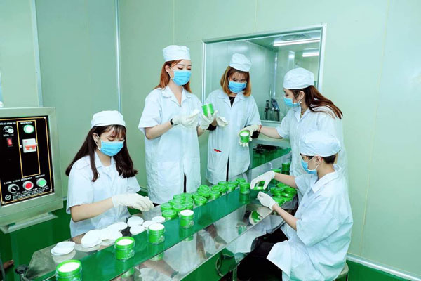 Kem Body Kích Trắng Collagen X3 Xanh