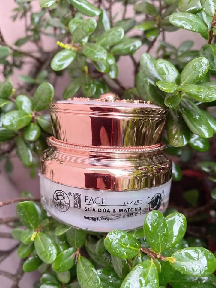 Kem face luxury sữa dừa & matcha Bà Lão hàng chính hãng