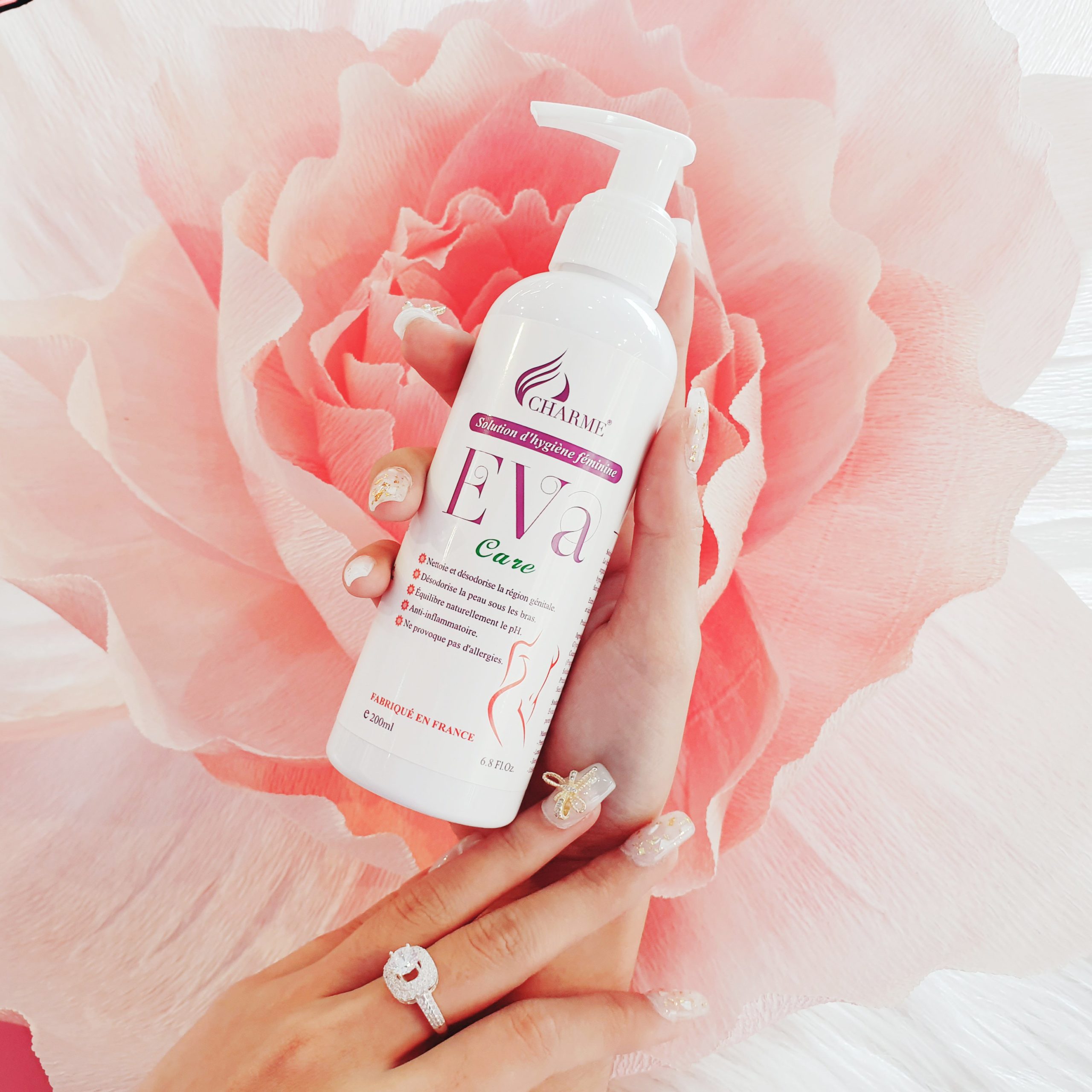 Dung dịch vệ sinh phụ nữ Eva Care Charme - 37600356802533
