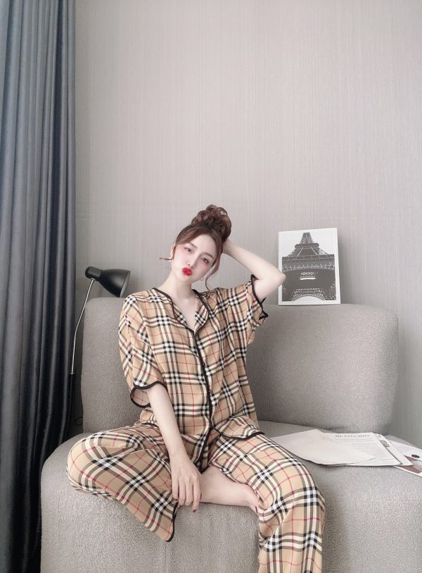 Đồ bộ nữ pijama vải Mango tay ngắn quần dài - DB5815