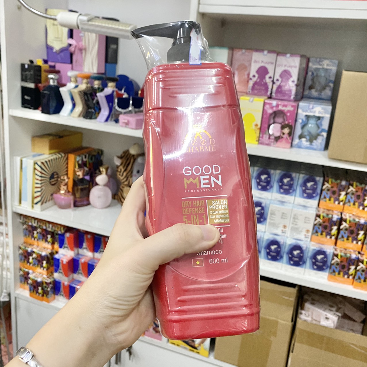 16275-z3283614297937-68e76364a27172d0aee2aad891bcee16-1.jpg Sữa Tắm Gội Toàn Thân Good Men Đỏ Good Charme - 8936194692092