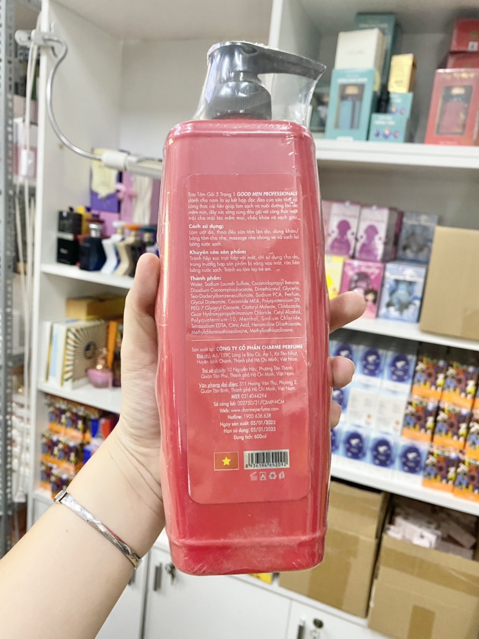 16275-z3283614301080-2532c685f1b4ed0db7b1a769f9102dff-1.jpg Sữa Tắm Gội Toàn Thân Good Men Đỏ Good Charme - 8936194692092