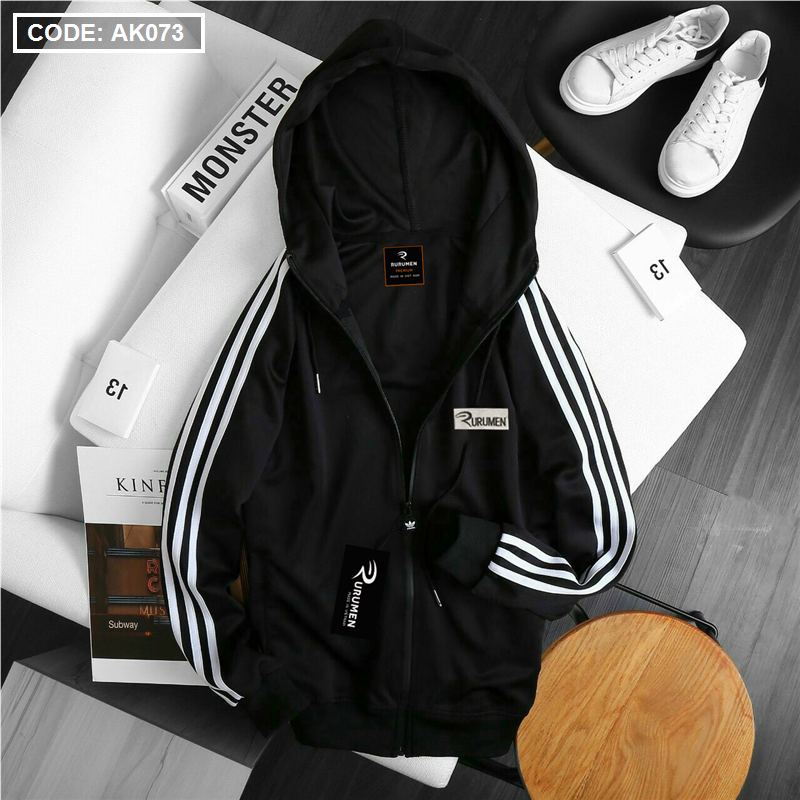 17633-z3519300956223-3622365609eaa91e45a16b577769a6e1-1.png Áo Khoác Nam Thun Thể Thao Rurumen Có Nón Thêu Logo - AK073