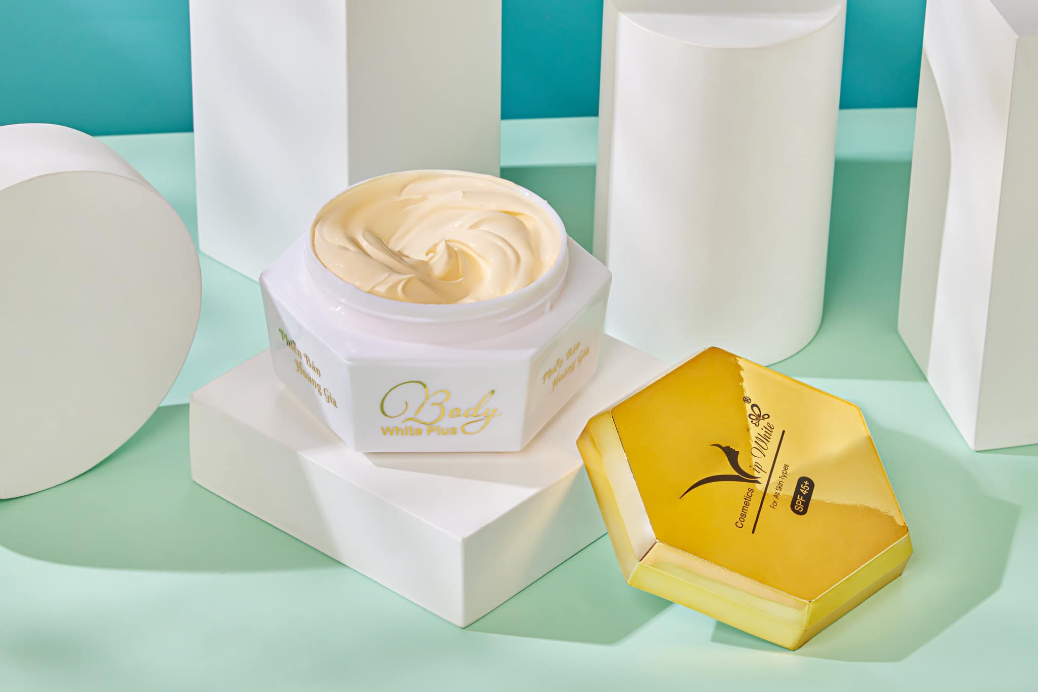 17764-288972502-3194568057528504-2009068833290133740-n-2.jpg Kem Body Hoàng Gia VIP White - 8938521762270