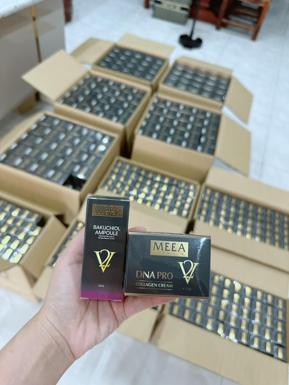 18832-z4181751763020-c6c9ca1801abcdab55808e0414863a82-5.jpg Kem Face DNA Pro Cá Hồi Collagen Cream V2 Meea Origin Mini 10g - 8938534672146