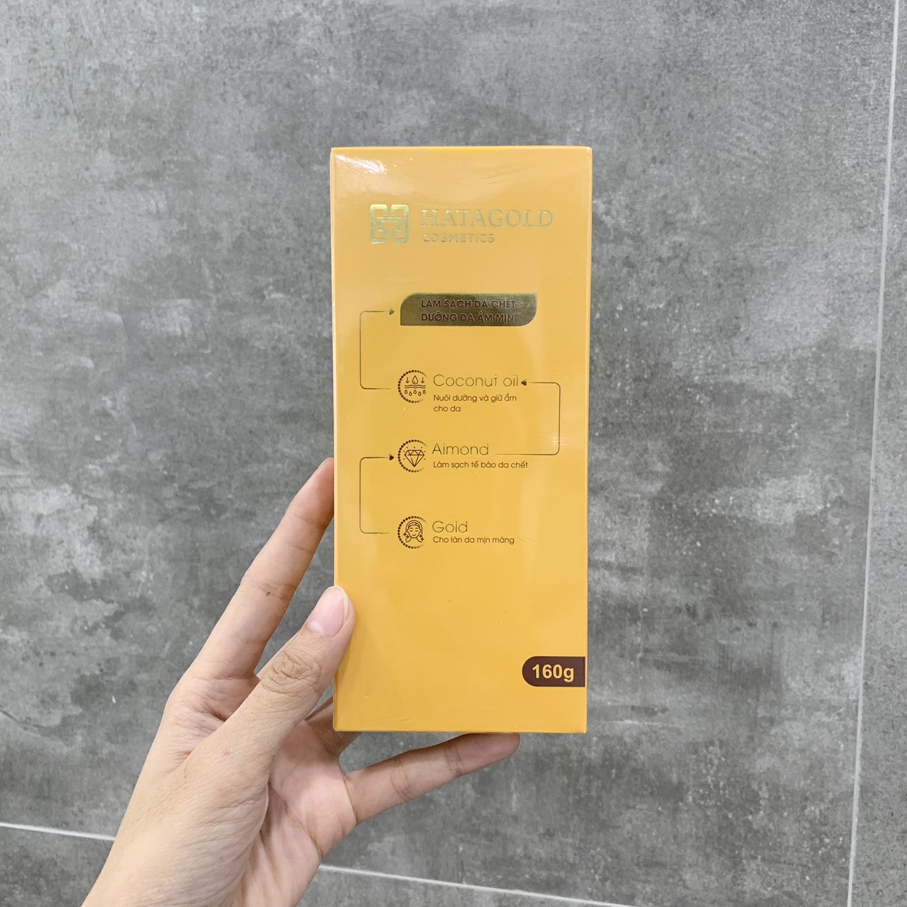 19909-z4436988220641-4c84f3e62373fbc1cd01d6f3a7d895d5-1-1.jpg Kem Tẩy Da Chết Dừa Hạnh Nhân Hatagold Cosmetics - 8936214120079