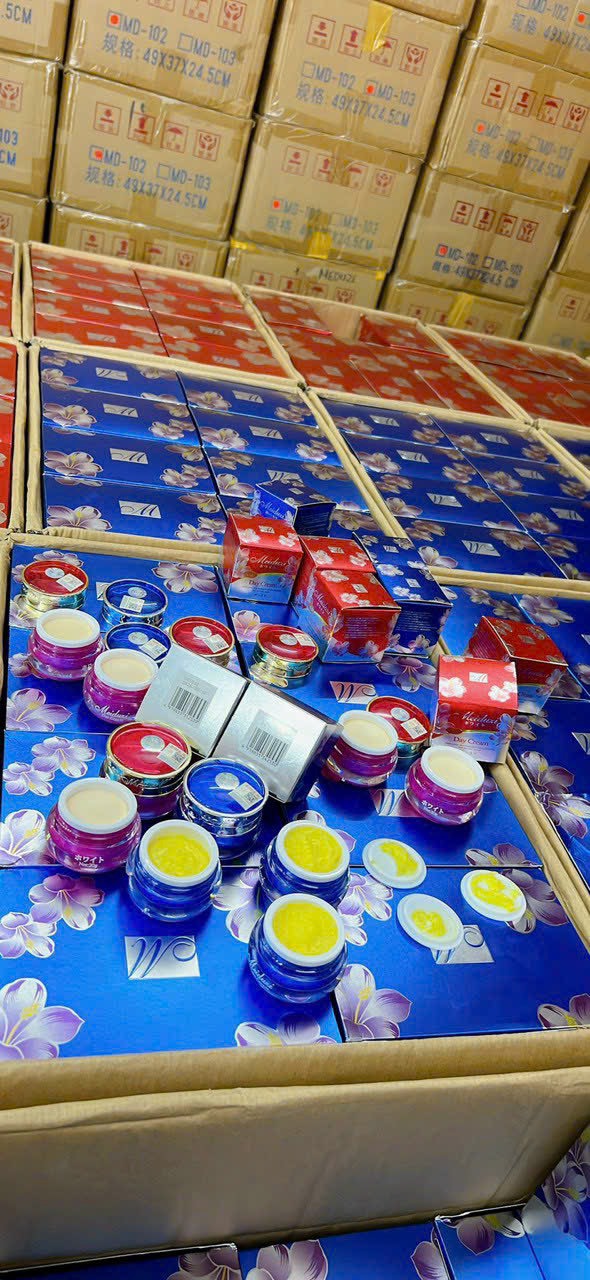 Chỗ sỉ kem Meiduzi Xanh Ban Đêm Tem Vuông 8 Chỗ sỉ kem Meiduzi Xanh Ban Đêm Tem Vuông