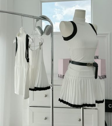 Sét áo trắng viền đen + chân váy xếp ly - VD5837