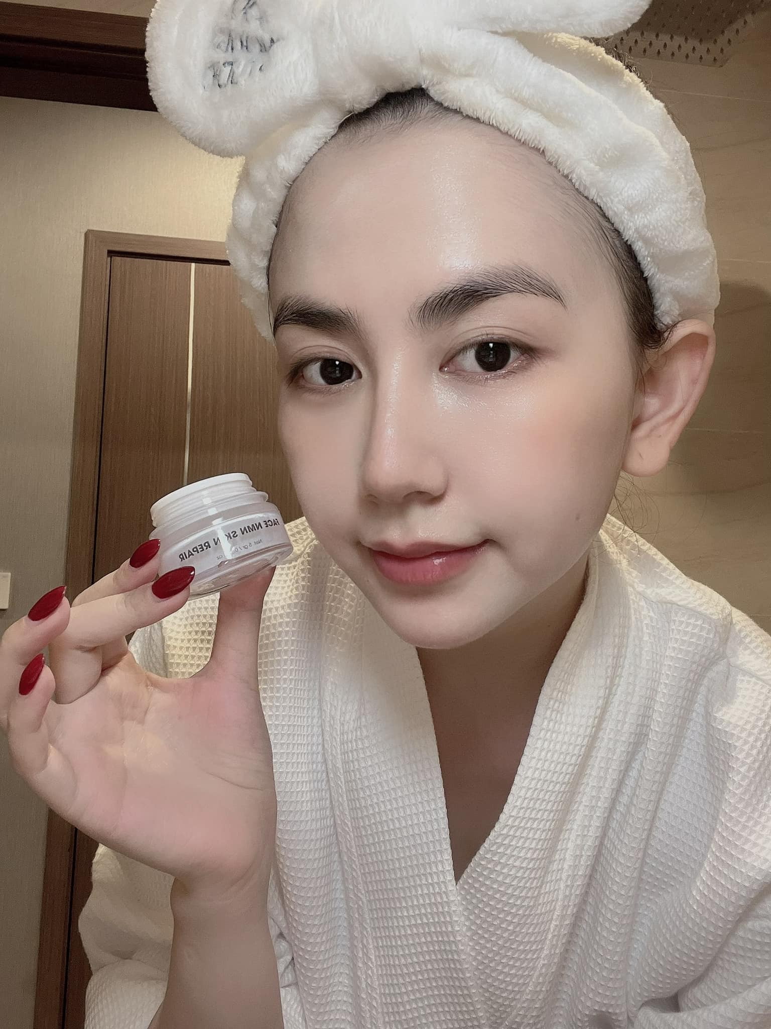 22417-380433459-3499875493567015-8743145886922496550-n-2.jpg Combo Kem Face và Serum Tinh Chất Collagen Peptide Eros Skinlab - CBFACEEROS