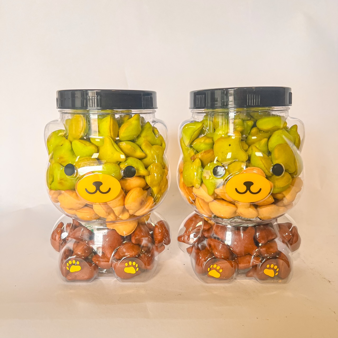 22512-z4827116832545-6dc758a5c355129cbcf0c41215fed279-4.jpg Bánh Gấu Mix 3 Vị Thơm Ngon 500g - Hộp Gấu Lớn - BGM