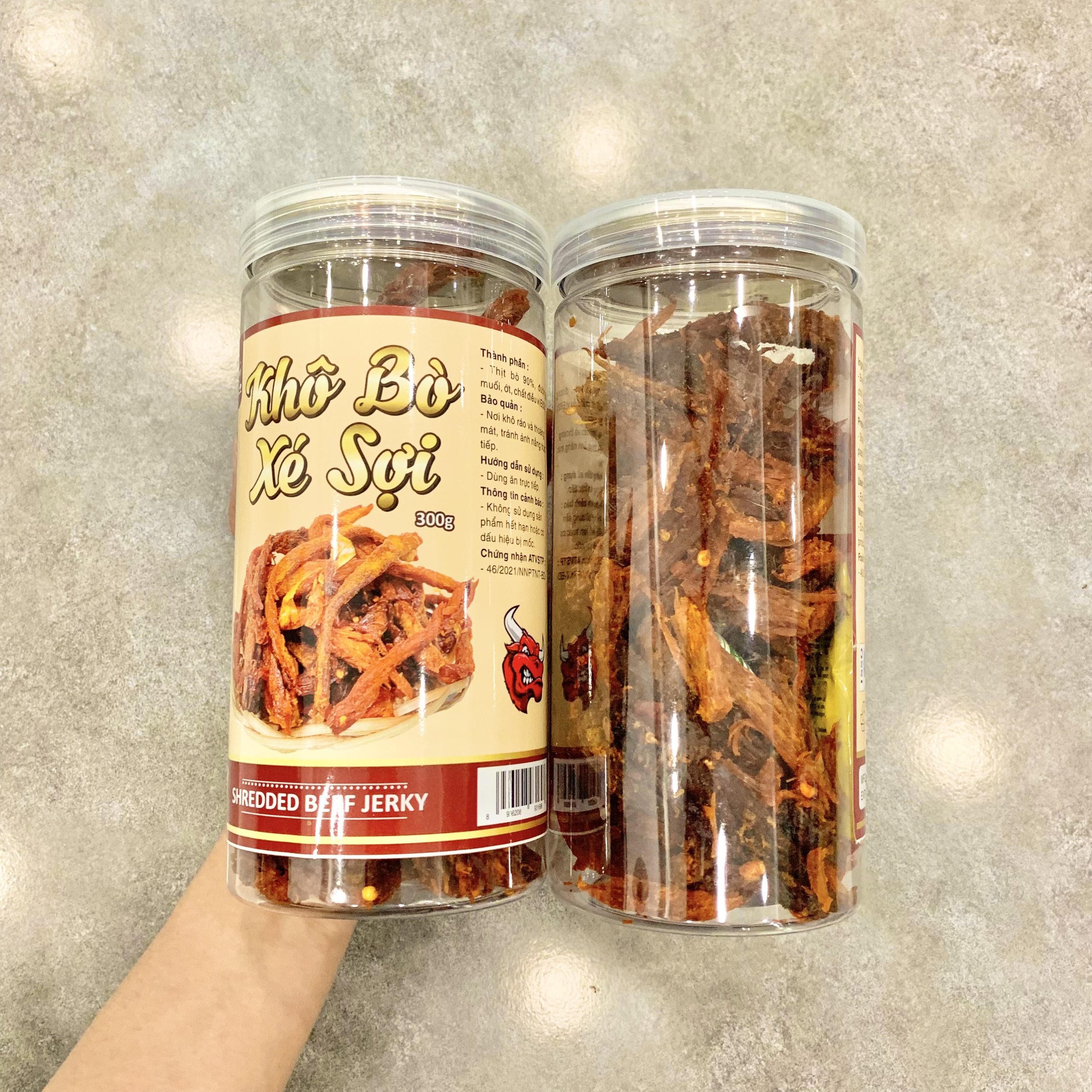 22517-2355382462-z4842093035108-1cc623f05618b32b50864d47a803b846-6.jpg Khô Bò Xé Sợi Loại Ngon 300g hộp - KBXS