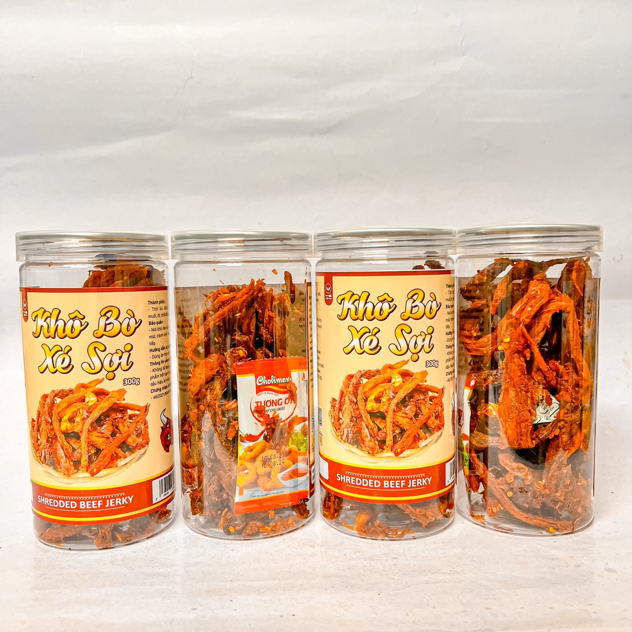 22517-z4827113383807-04687d2a329005e9ba7f1dc489b9d075-7.jpg Khô Bò Xé Sợi Loại Ngon 300g hộp - KBXS
