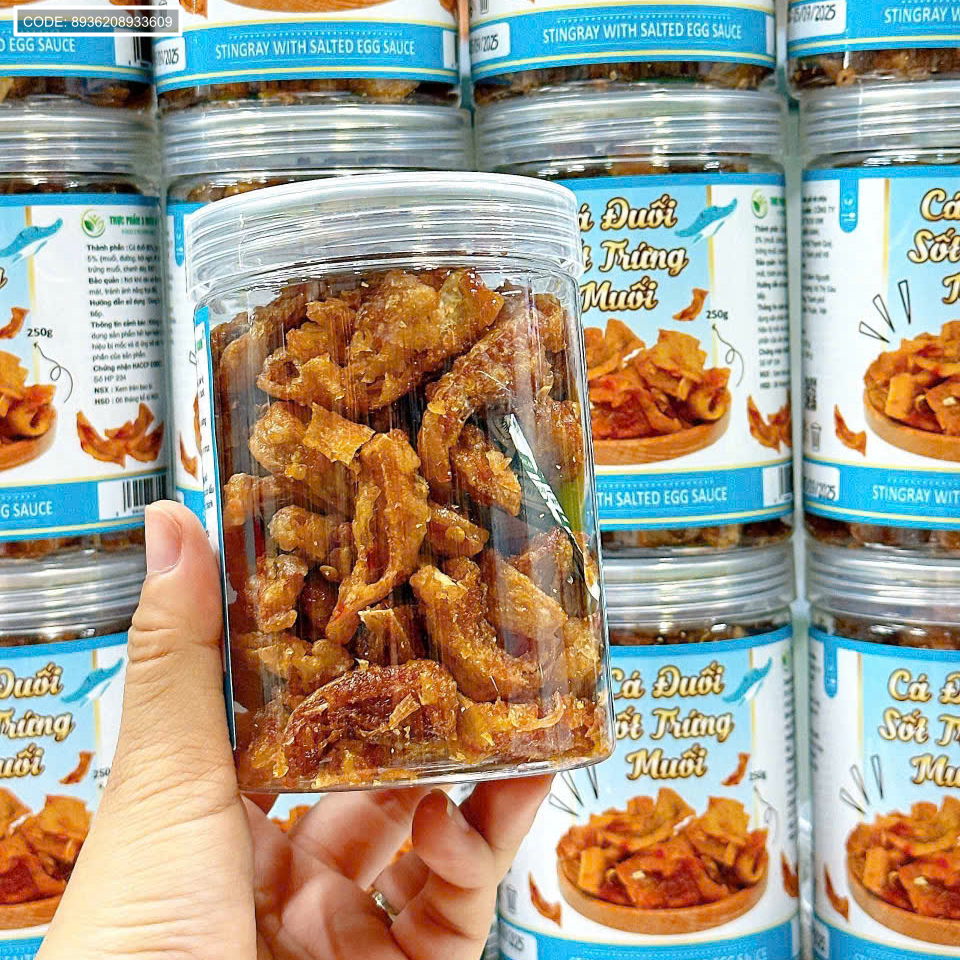 23113_z7208851960185-3546e21400d0ac7ef349c395ba03b1b2_20251110162555-3.png Cá Đuối Sốt Trứng Muối Thơm Ngon 250g Hộp - 8936208933609