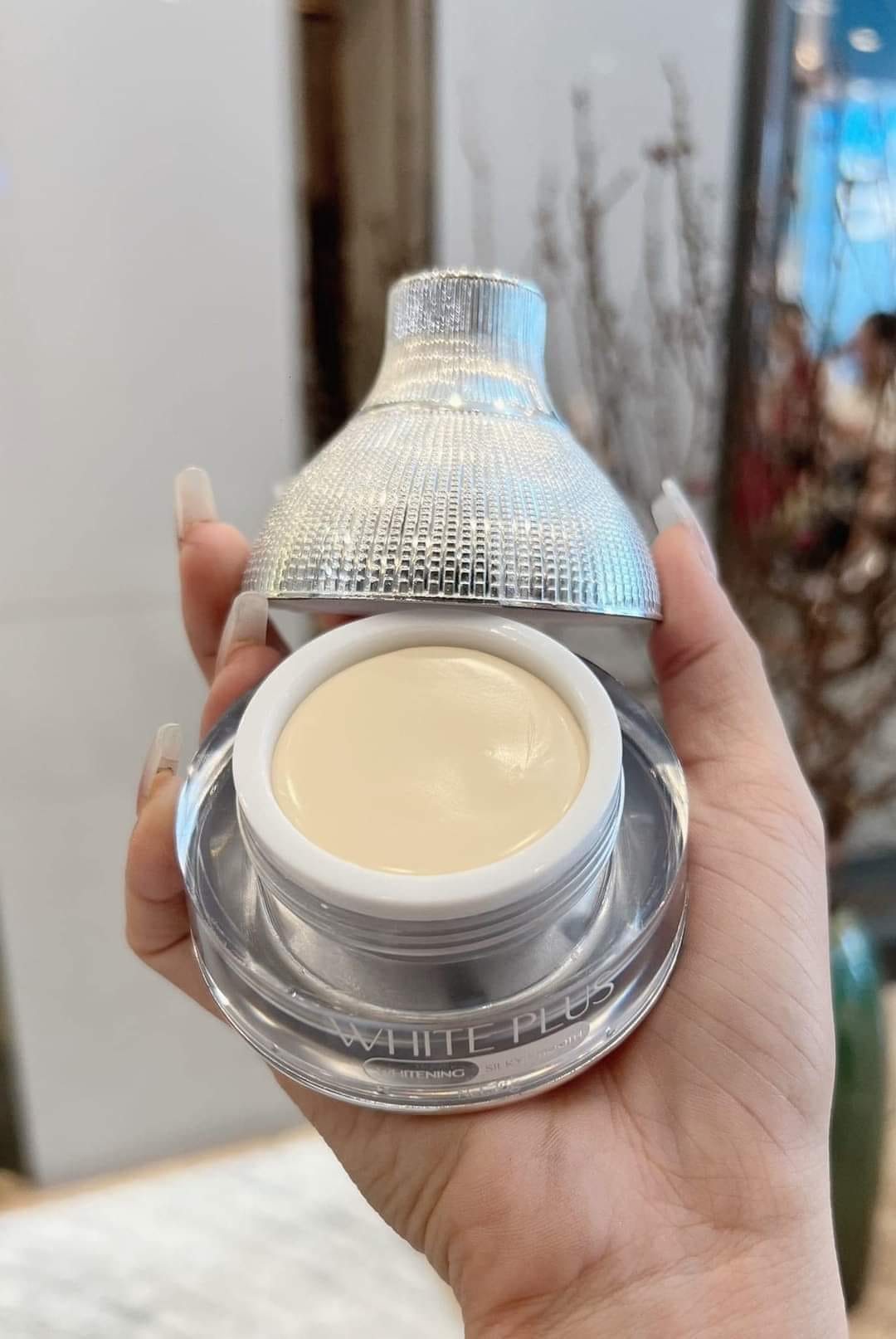 Shop sỉ kem Face Lười Queenie Skin Phiên Bản Thượng Hạng 2024 Giảm Thâm Nám 7 Shop sỉ kem Face Lười Queenie Skin Phiên Bản Thượng Hạng 2024 Giảm Thâm Nám