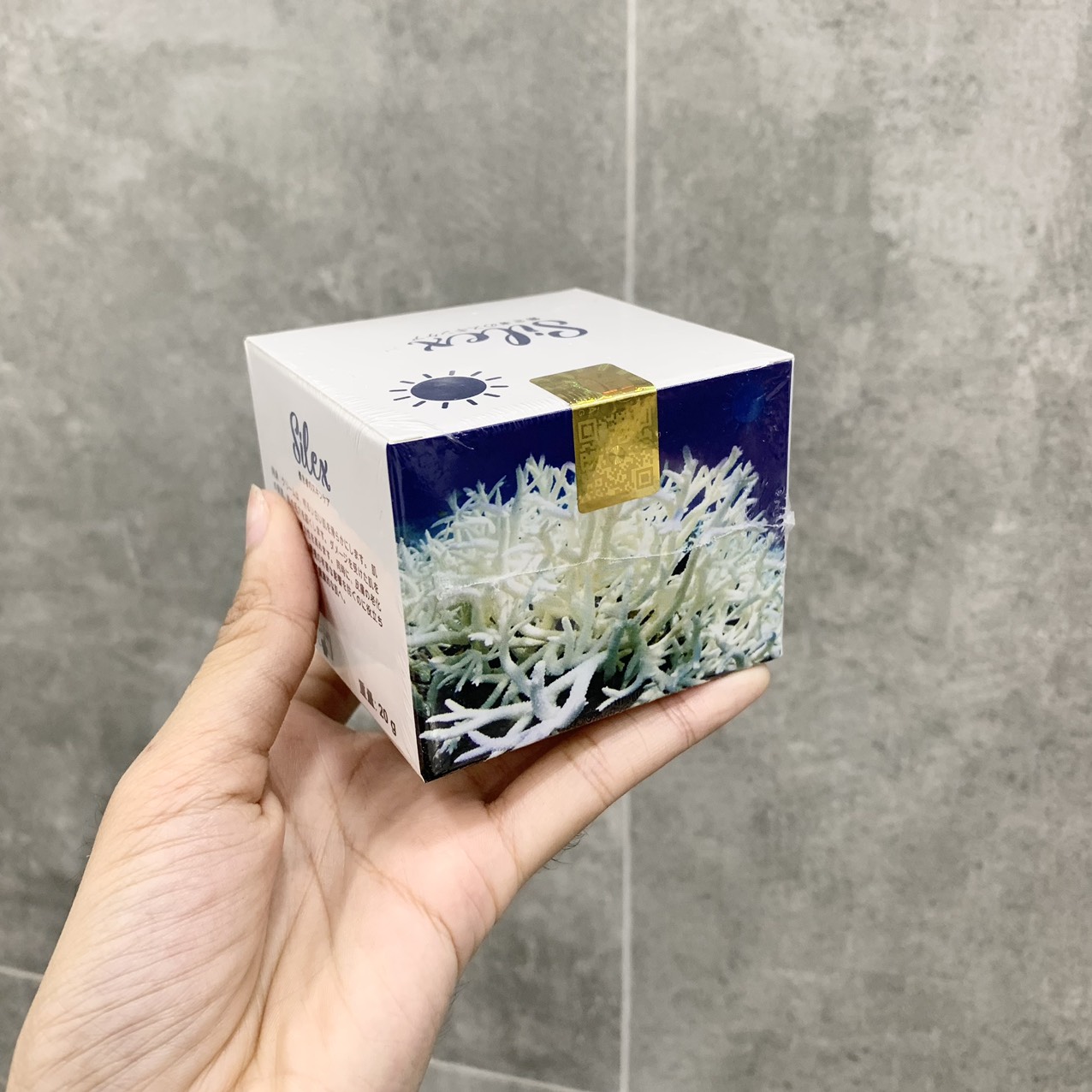 23725-z5264506636962-c07951cc137a62d16de3c10ad07427d2-3.jpg Kem Face Silex Ban Ngày 10g - FACESILEXNGAY