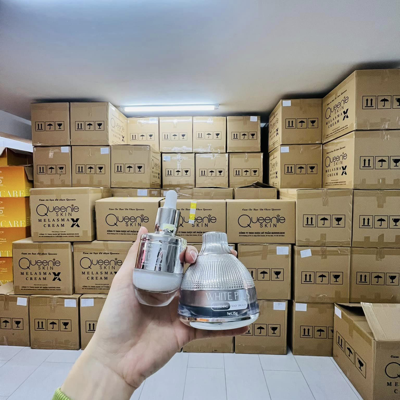 23868_431996754-3575849535961517-8003896890559776876-n-1_20240405093516.jpg Combo Kem Face Lười Thượng Hạng và Serum Huyết Thanh 7Days Queenie Skin - CBFACEQUEENIE