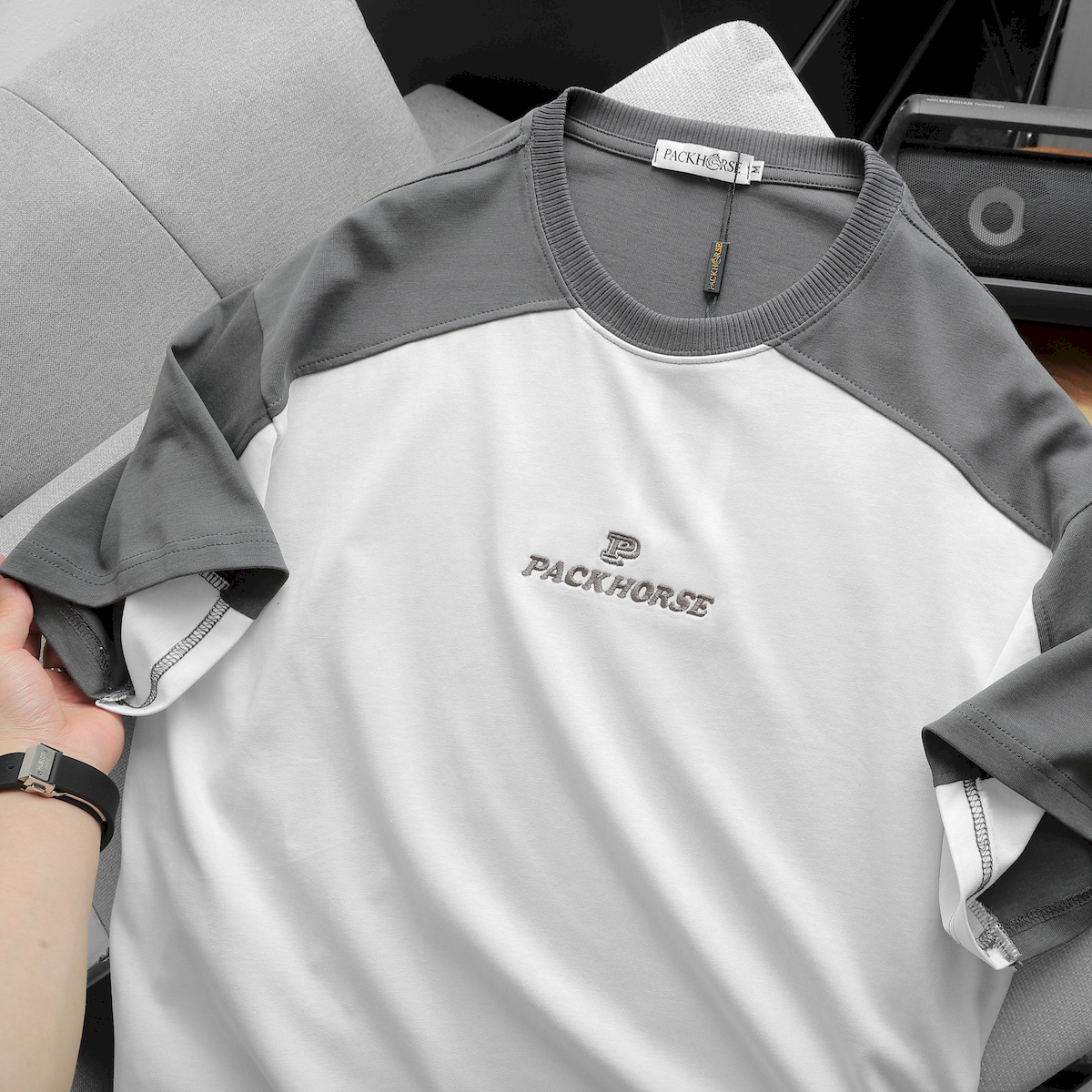 24093_z5363825462827-fdd5d954ac036510bb36ab37450cc12a_20240420025039-2.png Áo Thun Nam Cổ Tròn Oversize Tay Phối Màu Thêu Chữ PackHorse - AB512