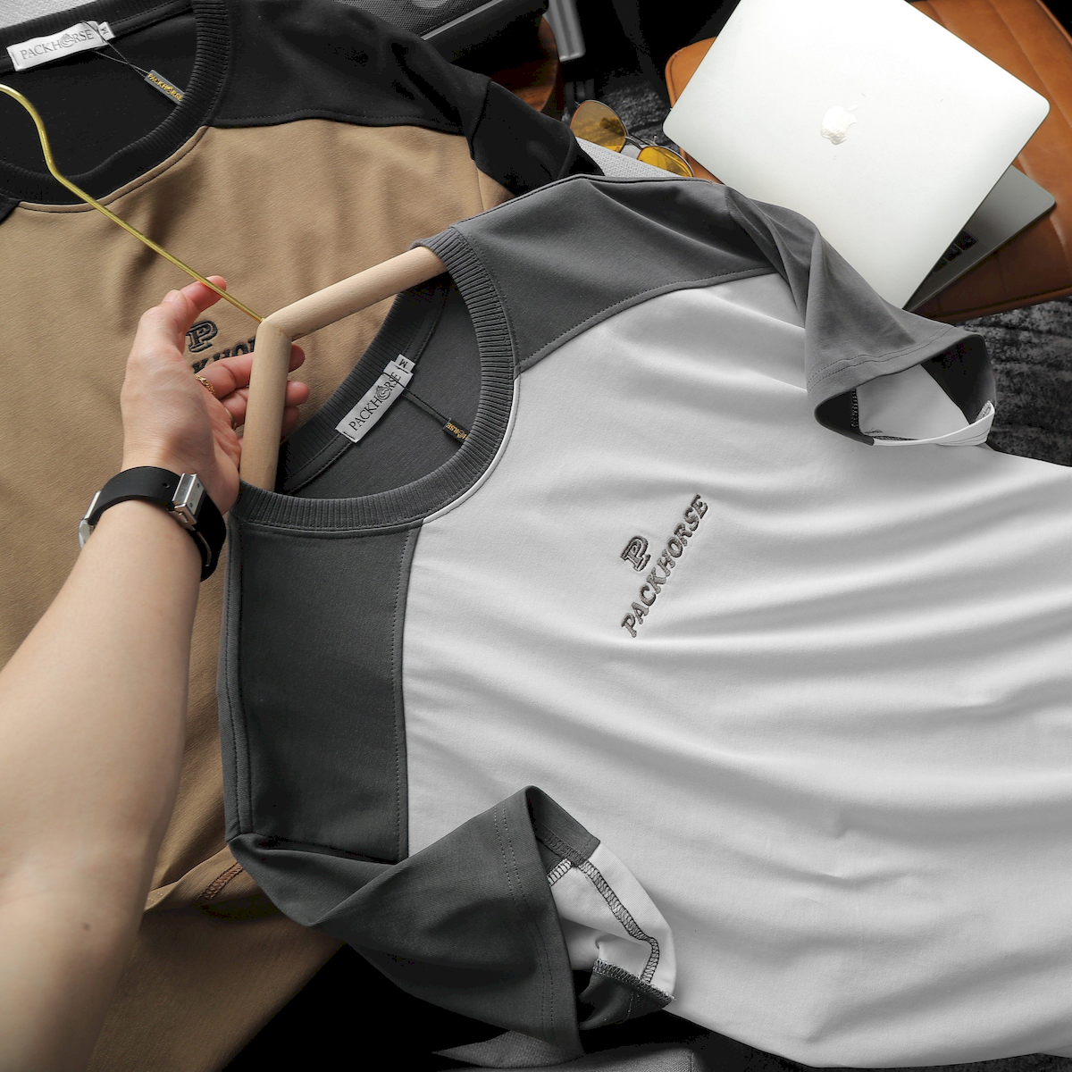 24093_z5363825502917-e87dc493338c7e306d0d4c08ab27f664_20240420025043-2.png Áo Thun Nam Cổ Tròn Oversize Tay Phối Màu Thêu Chữ PackHorse - AB512