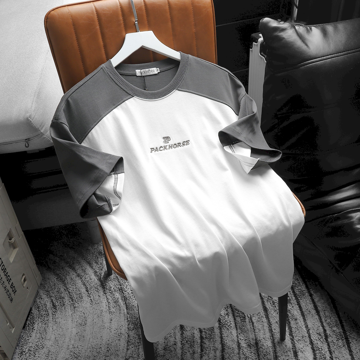 24093_z5363825510015-e2c5e81271a49e5302a0ccbc3db15e2f_20240420025044-2.png Áo Thun Nam Cổ Tròn Oversize Tay Phối Màu Thêu Chữ PackHorse - AB512