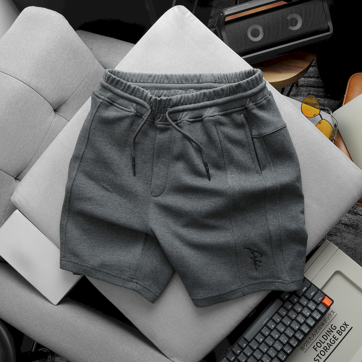 24250_z5425925885475-b962b83e5f3515f94313af458f1075ce_20240517174928-2.png Quần Short Thun Nam Viền Sọc Thêu Logo Chữ - QB430