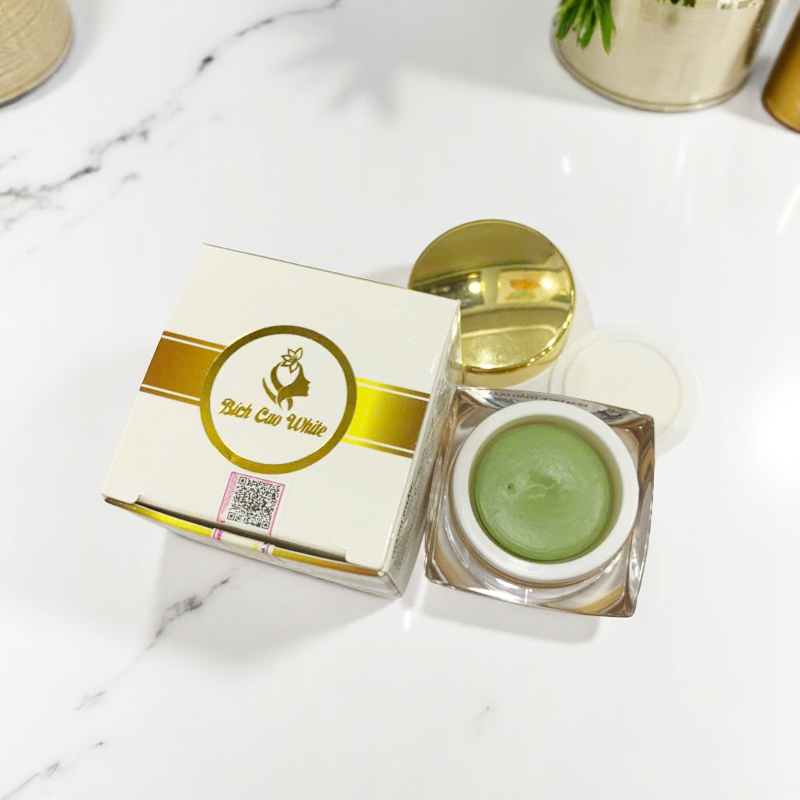 24443_z6513937160817-61d6a0769c5e24cfa70655f0896c7fb3-photoroom_20250417131813.png Kem Face Thảo Dược Trà Xanh Bích Cao White - 8936197120073