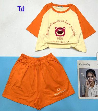 đồ bộ quần đùi áo crop top tay ngắn in hình gấu - DBO4860