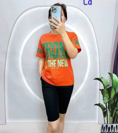 Đồ bộ quần lửng đen áo tay ngắn in nhiều chữ lớn - DBO4892