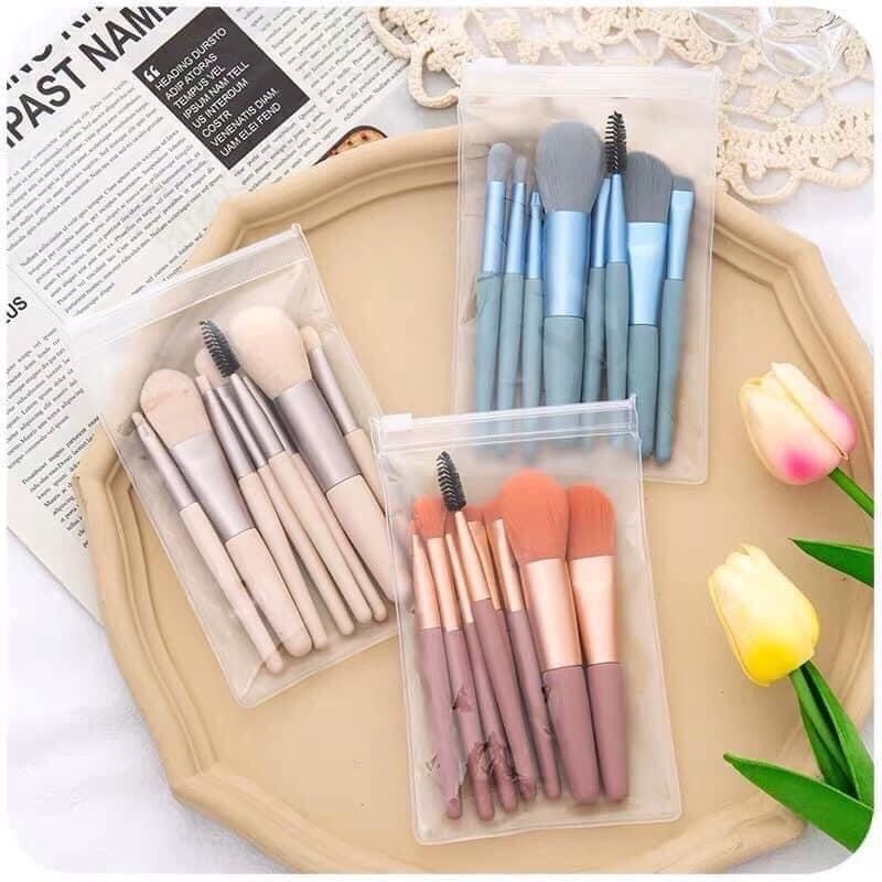 24887_vn-11134207-7r98o-lylue1798uh99a_20240818102924-3.jpg Bộ Cọ Trang Điểm Cá Nhân 8 Món Tiện Lợi Kèm Túi Zip - BCTD8M