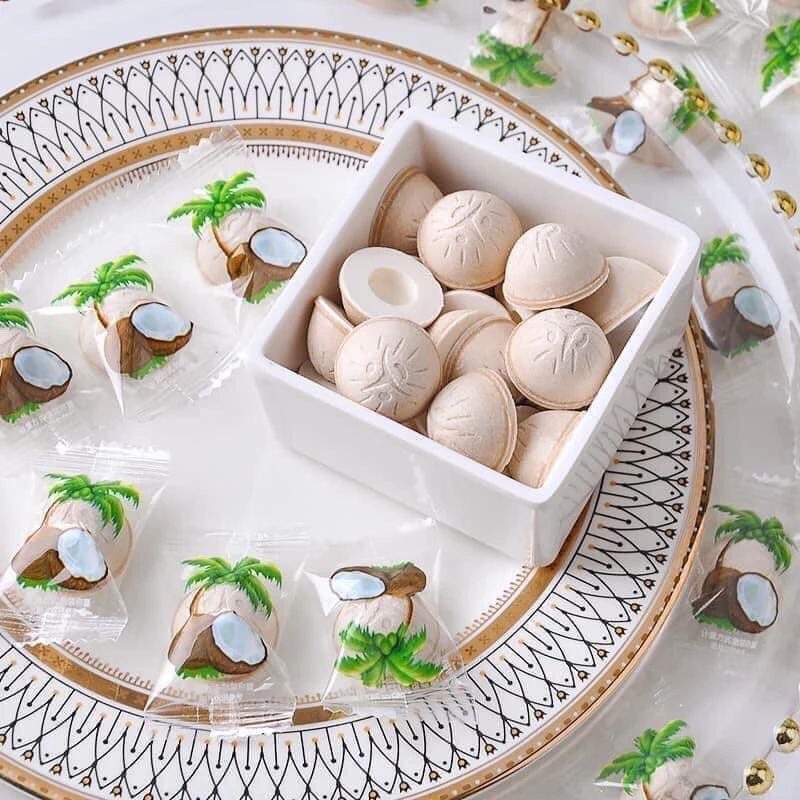 24893_keo-dua-sakura-nhat-ban_20240826175719-5.jpg Kẹo Dừa Sấy Giòn 250g Hộp - KDSG01