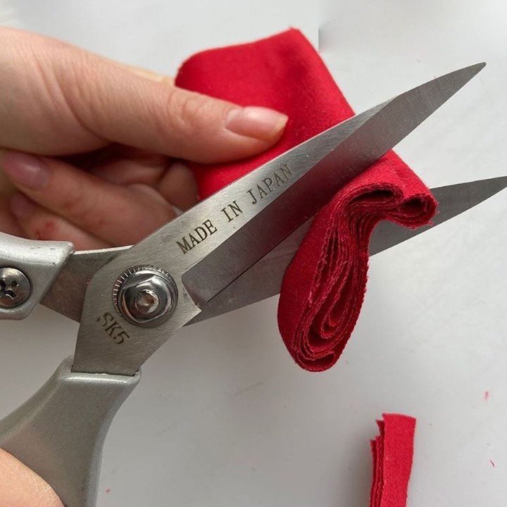 24949_vn-11134207-7r98o-luvjsc726byq8a_20240823161143-3.jpg Kéo Nhật Kapusi Lưỡi Thép SK5 Dụng Cụ Làm Bếp Đa Năng 21.5x9.5cm - KNT01