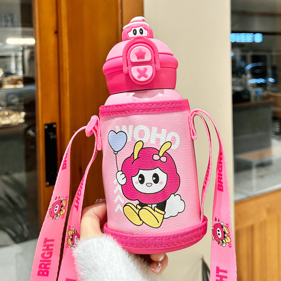 25188_o1cn01qvivs51sm0jonfujs-2212476525751-0-cib_20240923105315-3.jpg Bình Nước Giữ Nhiệt Cho Bé In Hoạt Hình Có Quai Đeo 450ml - BGNCB01