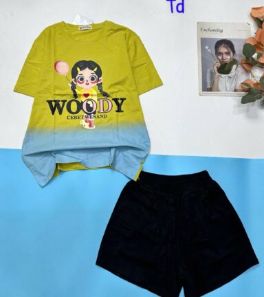 Đồ bộ quần đùi áo tay ngắn 2 màu in chữ WOODY - DBO5038