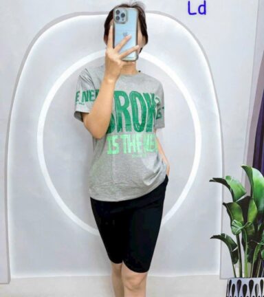 Đồ bộ quần lửng đen áo tay ngắn in chữ lớn - DBO5054