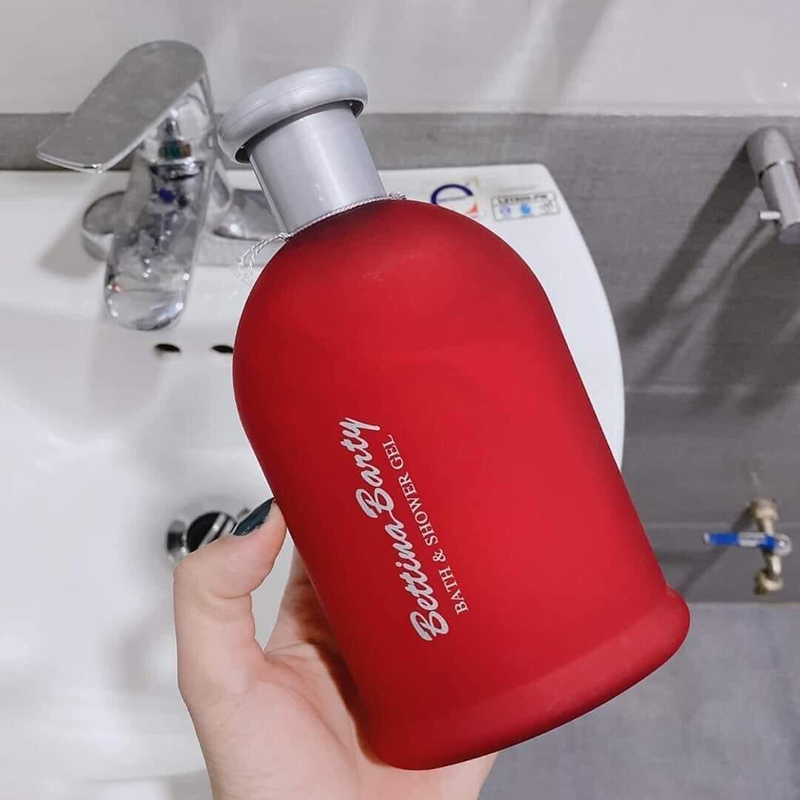 25574_s08e60adaf86943fda44cf15215c0e13es_20241031111031-1.jpg Sữa Tắm Nước Hoa Đức Bettina Barty Red Line 500ml - 4008268011017