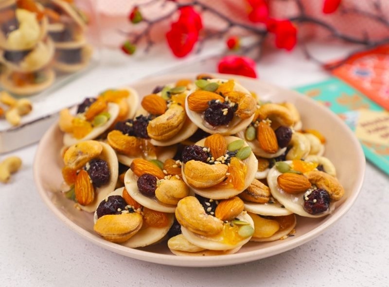 25712_banh-dong-tien-mix-hat-2_20241111152956-5.jpg Hộp Bánh Đồng Tiền Ngũ Vị Hạt Sun Khía 350G Hộp Quà Tết 2026 - BDTNVHHSK350