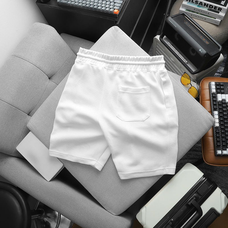 Quần Short Thun Nam Thêu Nổi Logo Chữ (Size Từ 50-80kg) 16 Quần Short Thun Nam Thêu Nổi Logo Chữ (Size Từ 50-80kg)