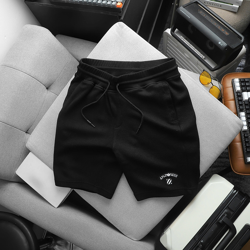 25833_z6074095038530-6f1bae06805022d21d418793ebc61a55_20241210150522-1.jpg Quần Short Thun Nam Thêu Nổi Logo Chữ (Size Từ 50-80kg) - QB438