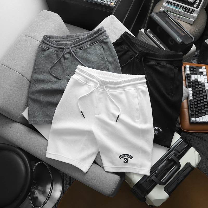 25833_z6074095038555-b7e54b474407600b73650bd09fee94c7_20241210150520-1.jpg Quần Short Thun Nam Thêu Nổi Logo Chữ (Size Từ 50-80kg) - QB438