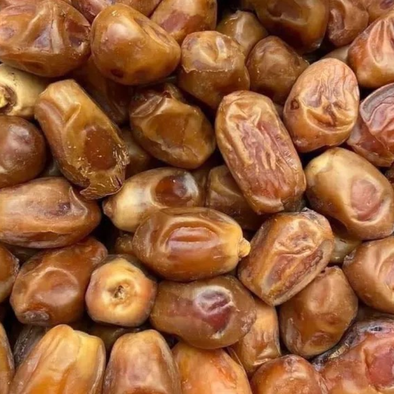 25867_z6121864545640-22a5d77a3cecac207657874e0882f89b-photoroom-photoroom_20241213145513-3.png Chà Là Sấy Dẻo Thơm Ngon 400g Hộp - CLSD400